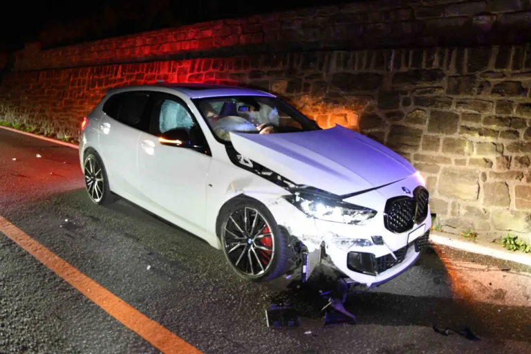 Chur GR – Neulenker zerstört bei Unfall BMW