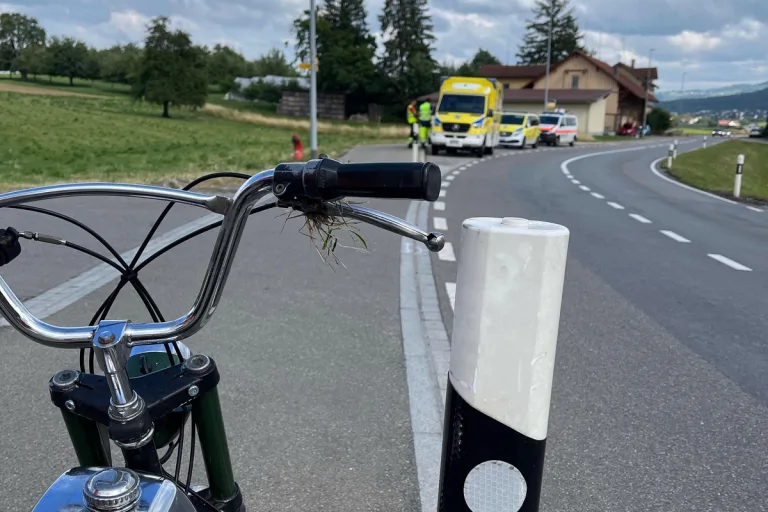 Wittenbach SG - Fahrunfähig mit dem Mofa verunfallt 