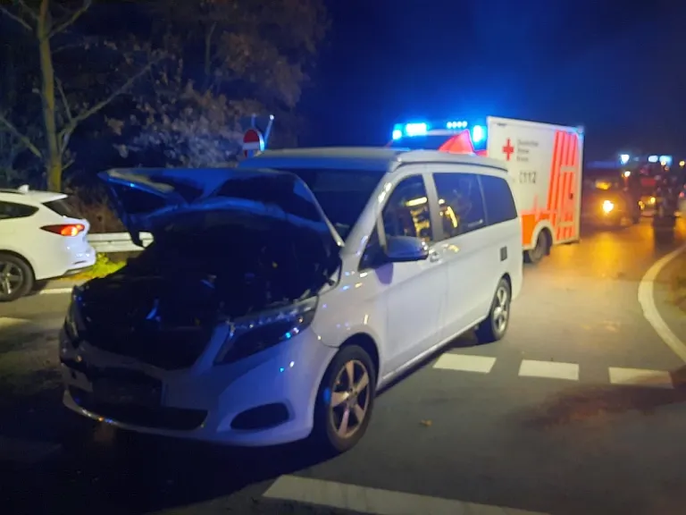 Uedem – Verkehrsunfall mit 3 verletzten Personen an der A57