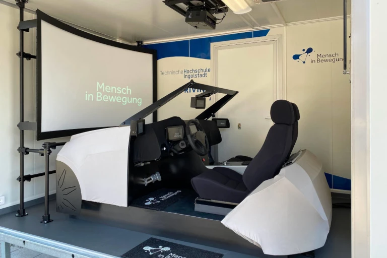 Kantonspolizei Basel-Stadt und Polizei Basel-Landschaft gemeinsam an der AutoMobil Basel 2022