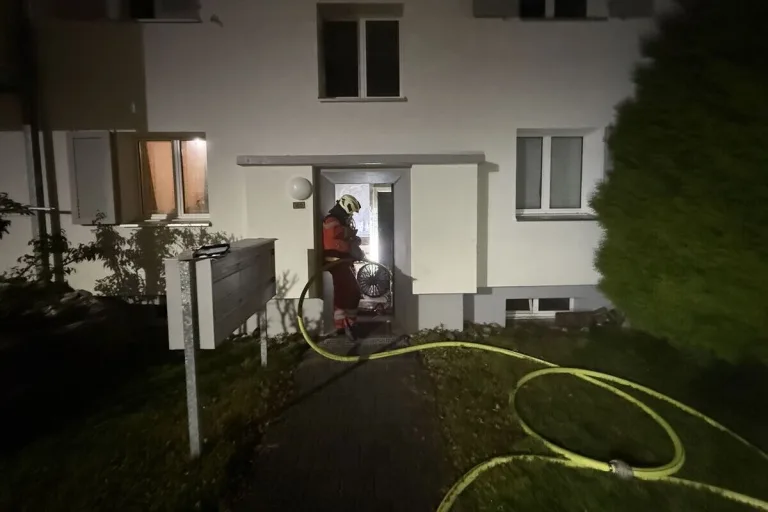Netstal GL – Kellerbrand in Mehrfamilienhaus