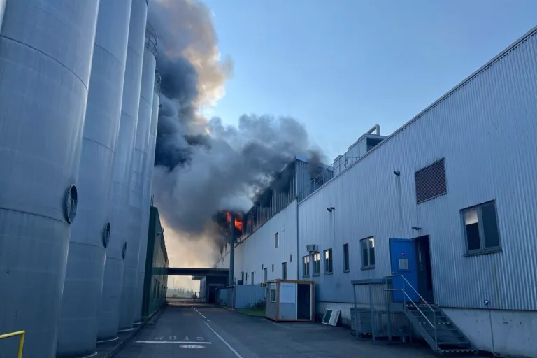 Lenzburg AG - Rund 50 Personen aufgrund eines Brandes evakuiert 
