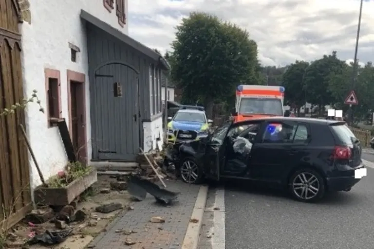 Dreis-Brück RP - Mit über 2 Promille verunfallt 