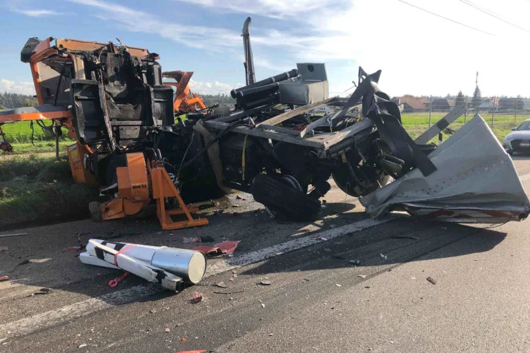  A1 Niederbipp SO – Kollision zwischen Sattelmotorfahrzeug und Unterhaltsfahrzeug – Fahrbahn mehrere Stunden gesperrt