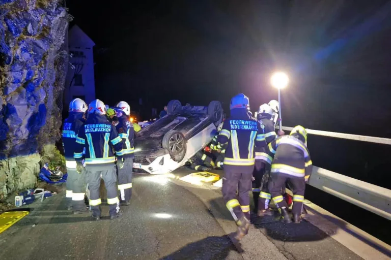 Bad Eisenkappel – Alkoholisierte Lenkerin überschlägt bei Unfall