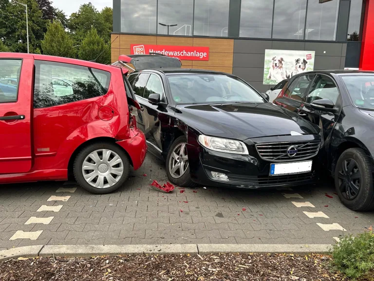 Gummersbach – Kind (11) verursacht Unfall mit Schwerverletzter