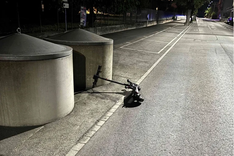 Landquart GR – Mann bei Unfall mit E-Trottinett verletzt
