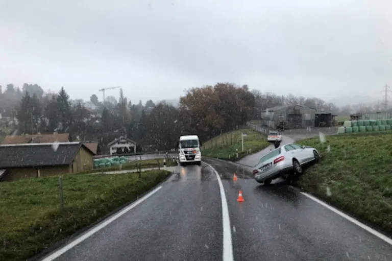 Cormagens  FR – Unfall nach Ausweichmanöver