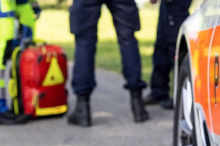 Drama in Ziegelbrücke GL / Schänis SG - Tödlicher Unfall heute im Linthkanal - Junger Mann ertrunken