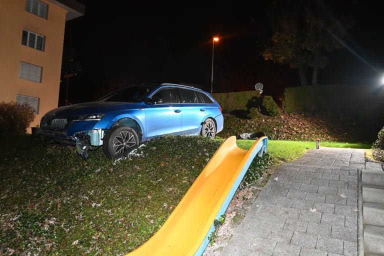 Gossau SG – Alkoholisiert Selbstunfall bei Spielplatz verursacht