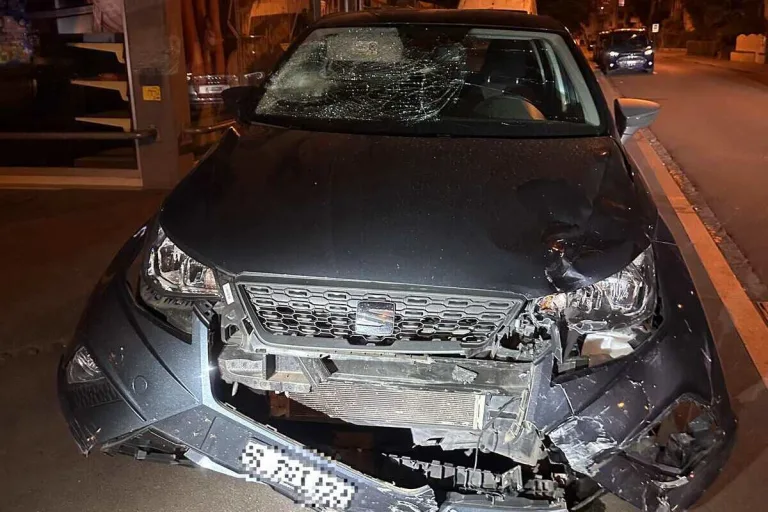 Basel – Alkoholisierte Autofahrerin flüchtet nach Unfall