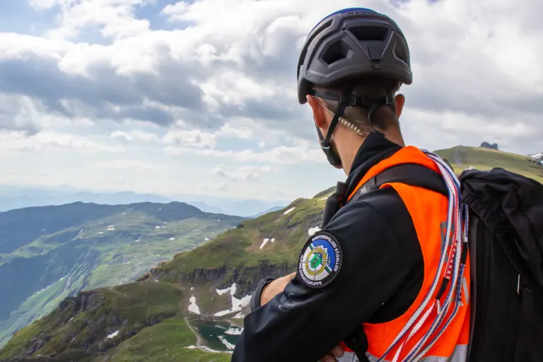 Sennwald SG – Kletterin bei Sturz am Chrüzberg schwer verletzt