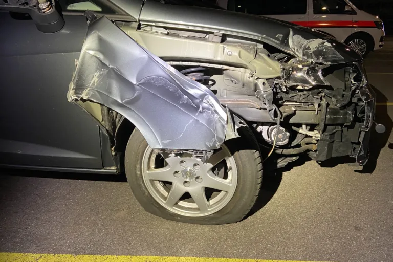 Zofingen AG - Wegen Getränk Kontrolle über Seat verloren