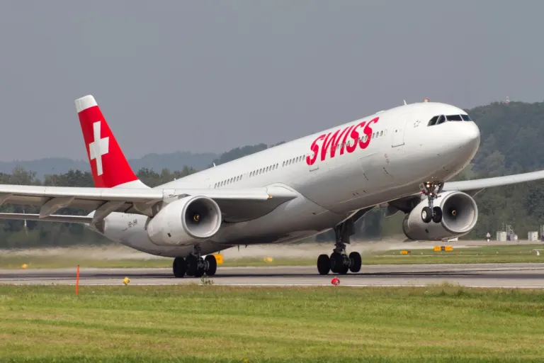 Sechs Verletzte nach Startabbruch von Airbus A330 der SWISS
