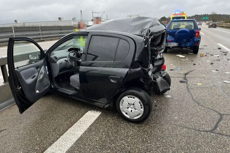 Luterbach SO - Auffahrunfall auf der Autobahn A5