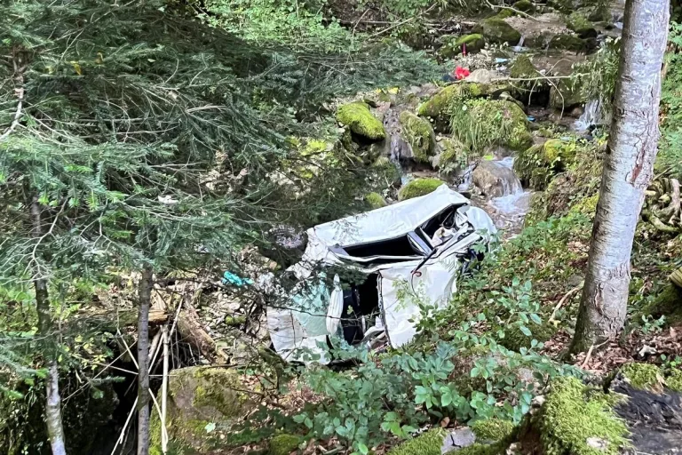 Laupen ZH - 89-Jähriger verstirbt bei Unfall 