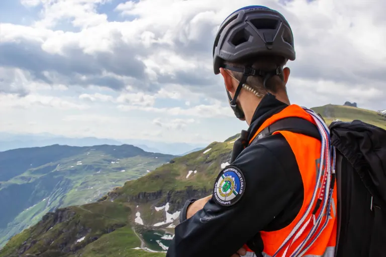 Altstätten SG - Pilot bei Gleitschirmabsturz verletzt