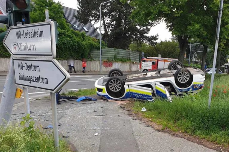 Worms - Unfall mit Polizei Auto - Mehrere Personen schwer verletzt!