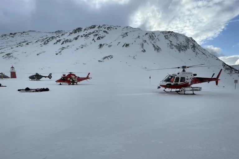 Tujetsch GR – Skitourengruppe von Lawine erfasst – ein Toter