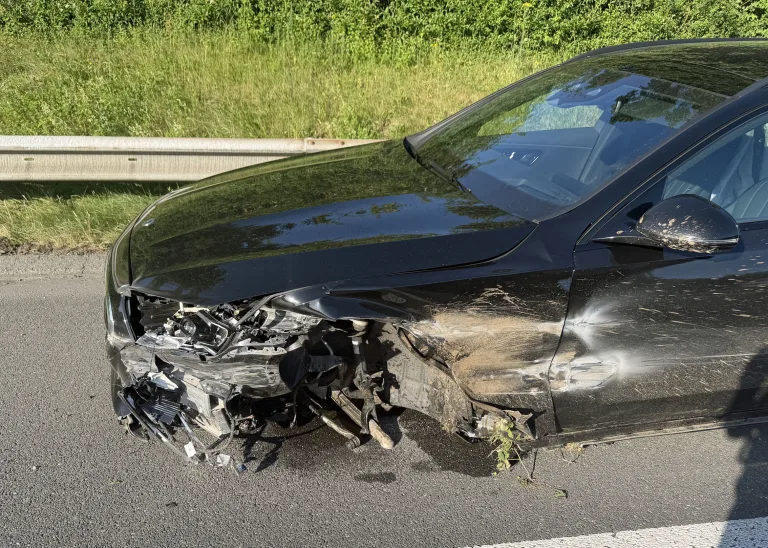 Schenkon LU – Selbstunfall sorgt für Stau auf der A2