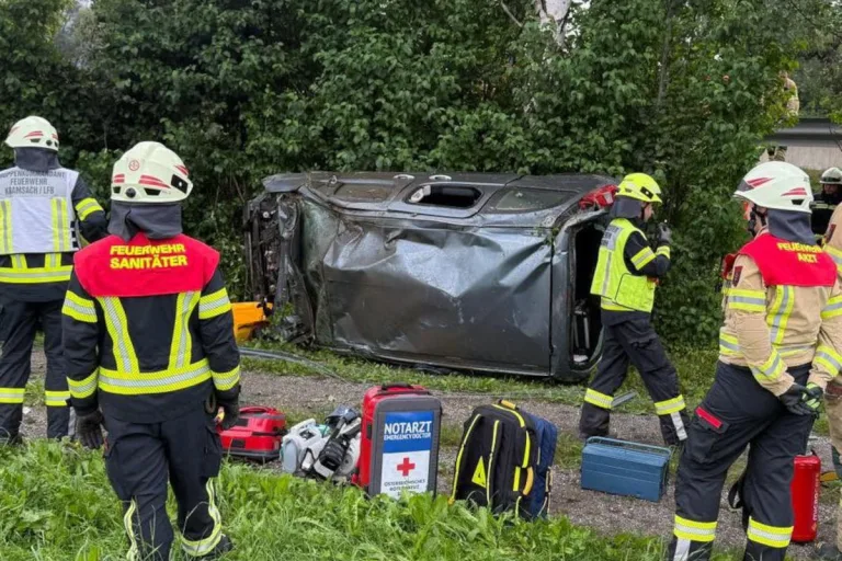 Kramsach – Ehepaar bei Unfall auf der A12 verletzt