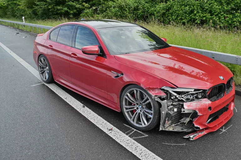 Inwil LU – 18-jähriger Autolenker verursacht Selbstunfall auf A14