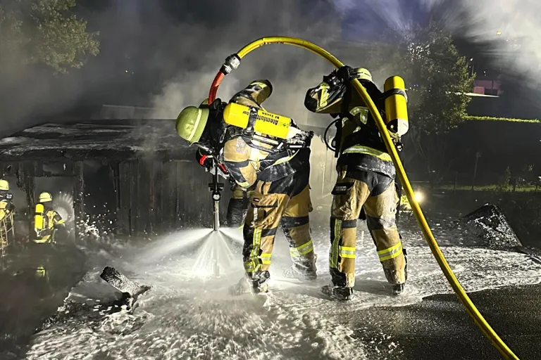 Essen – Mehrere Brände am Maifeiertag beschäftigen Feuerwehr
