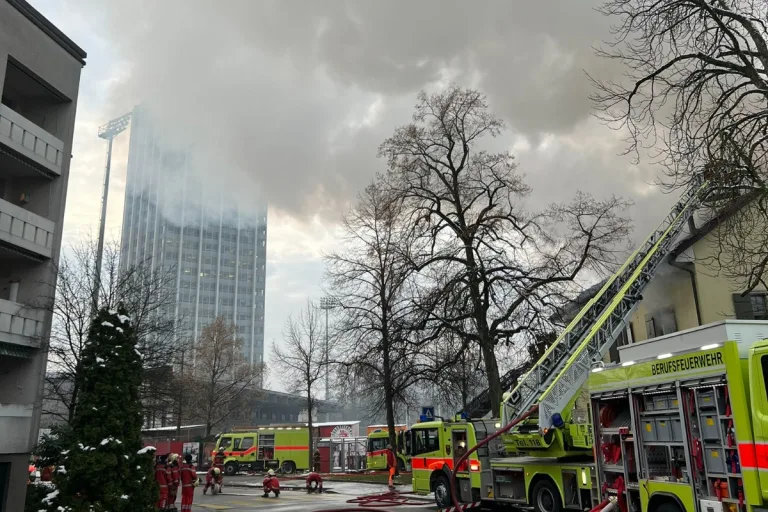 Winterthur ZH - Schützenstrasse - Brand zerstört Kindergarten