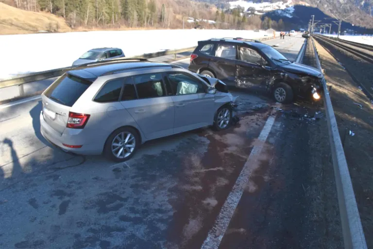 A28 Schiers GR – Mehrere Verletzte bei Verkehrsunfall