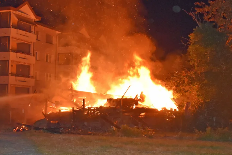 Langnau bei Reiden LU - Brandursache nach Holzspycherbrand geklärt