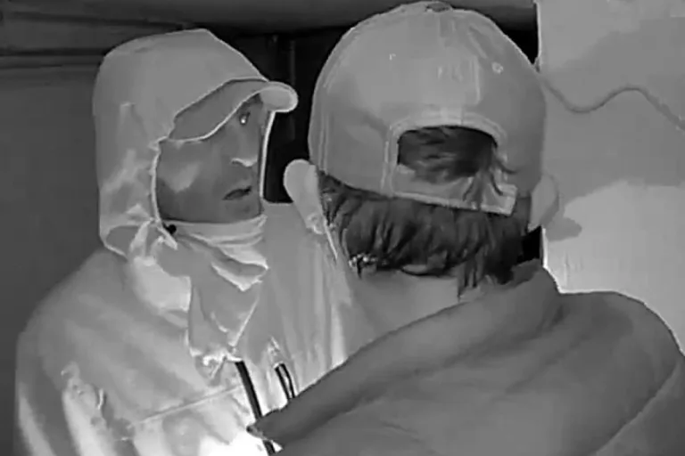 Braunschweig NI – Fahndung nach Einbruch in Geschäft und Wohnhaus