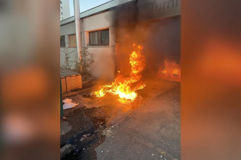 Birsfelden BL – Brandfall erfordert Feuerwehreinsatz