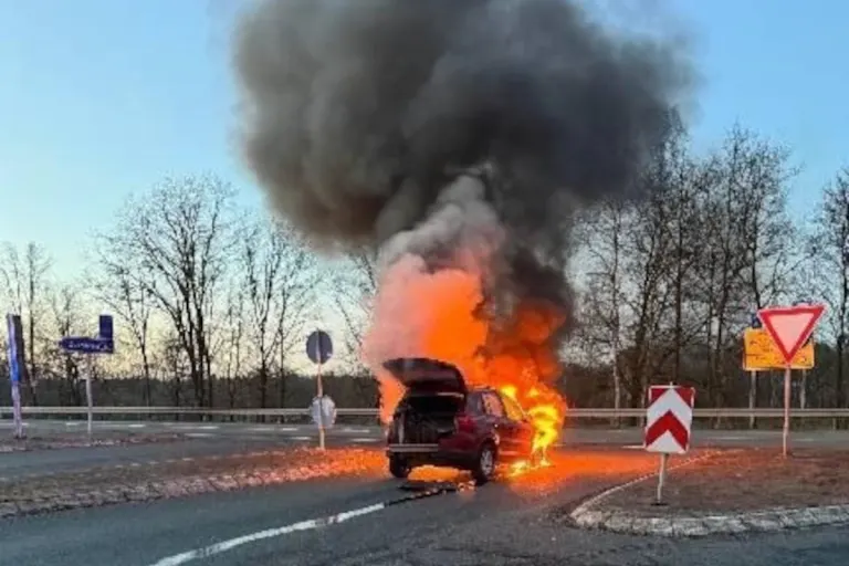 Cuxhaven – Auto bei Probefahrt in Brand geraten