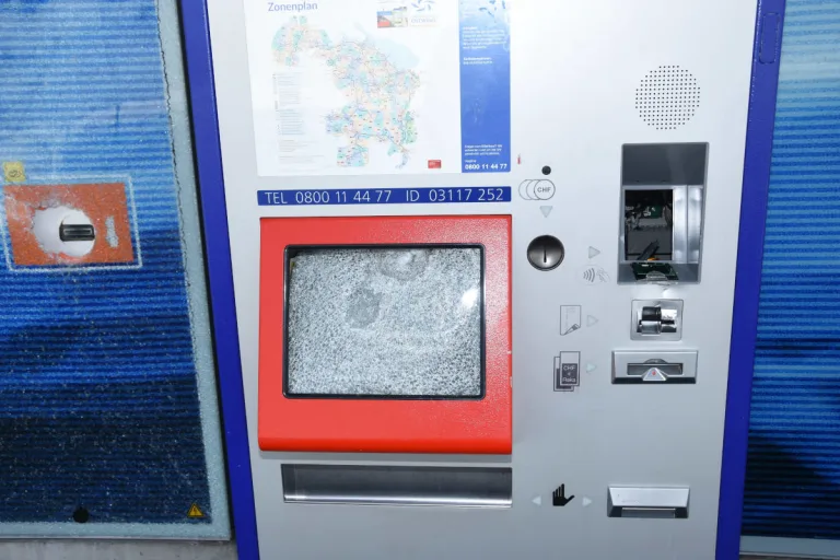Kaltbrunn SG – Sachbeschädigung an Billett-Automat