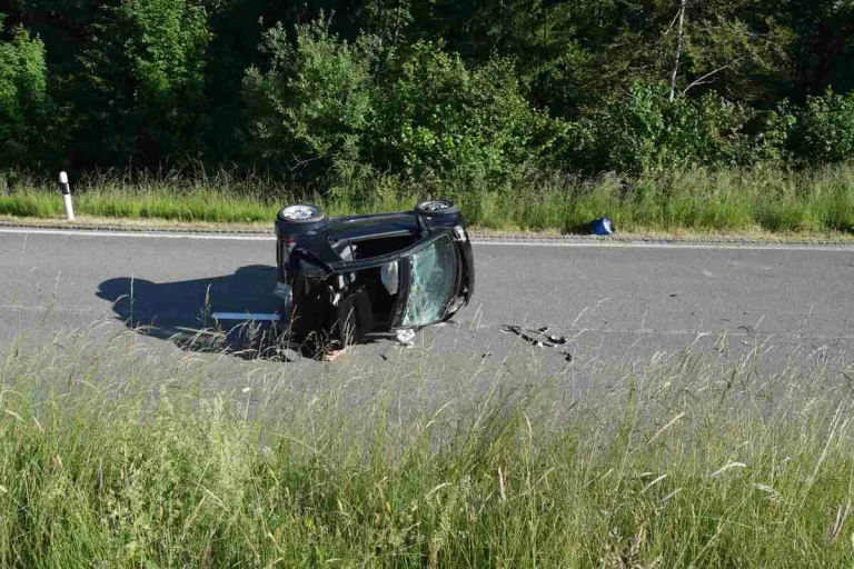 Selbstunfall heute in Urnäsch AR – Mit einem Stein kollidiert 