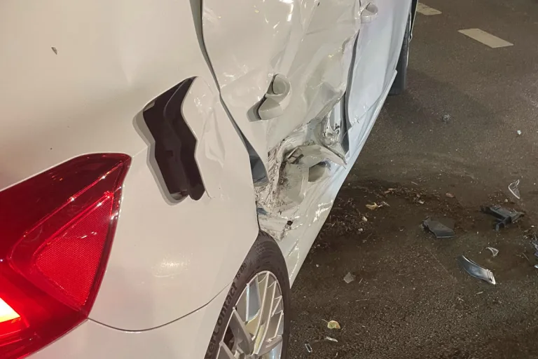 Wohlen AG – Alkoholisiert mit Auto kollidiert