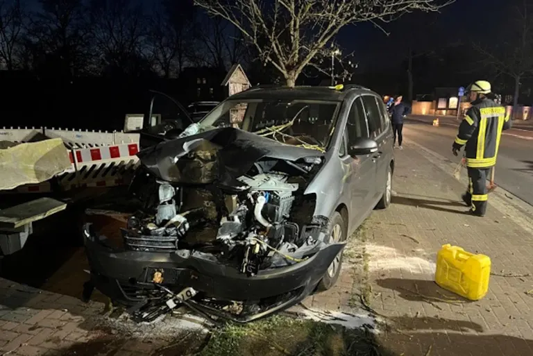 Ahnsbeck – Schwerer Verkehrsunfall endet glimpflich