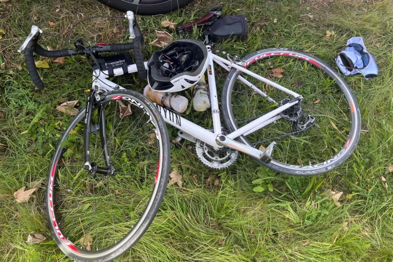 Ramsen SH - Unfall zwischen drei Rennvelos