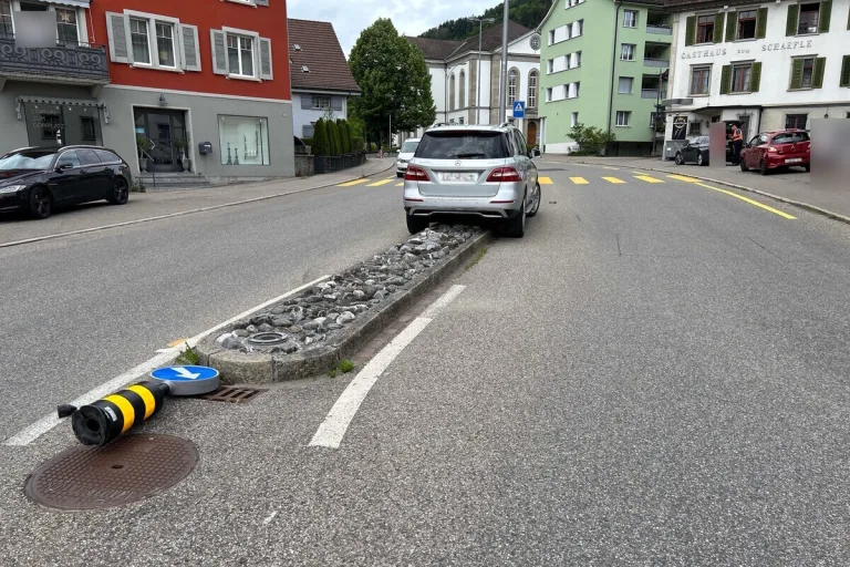 Wattwil SG - Fahrunfähig Unfall verursacht
