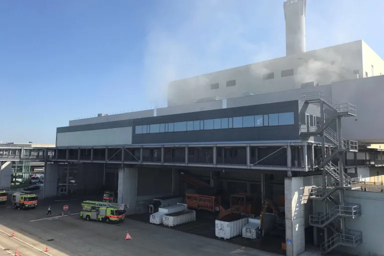 Stadt Zürich – Recyclinghof Hagenholz bleibt nach Bunkerbrand heute geschlossen