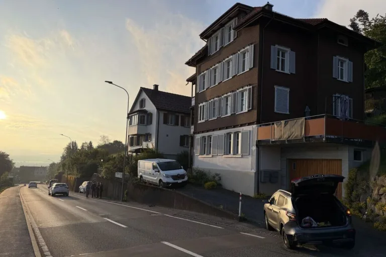 Lutzenberg AR – Unfall beim Rückwärtsfahren