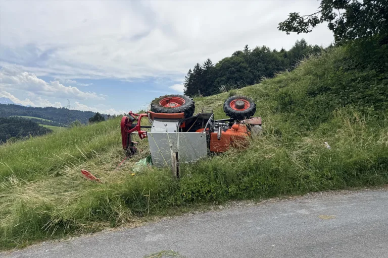 St. Gallen SG – Fahrer nach Unfall mit Traktor schwer verletzt