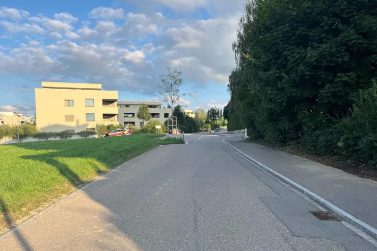 Uzwil SG – Kollision zwischen Motorrad und Mofa