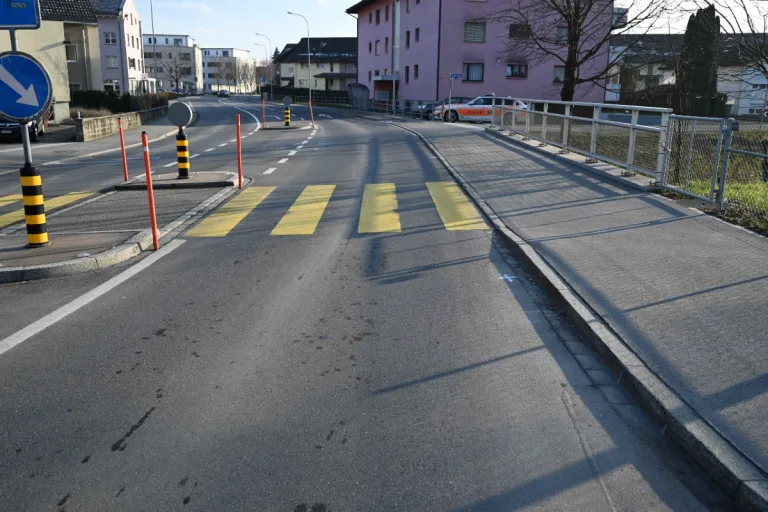 Buchs SG - Unfall zwischen Auto und Mann auf E-Bike