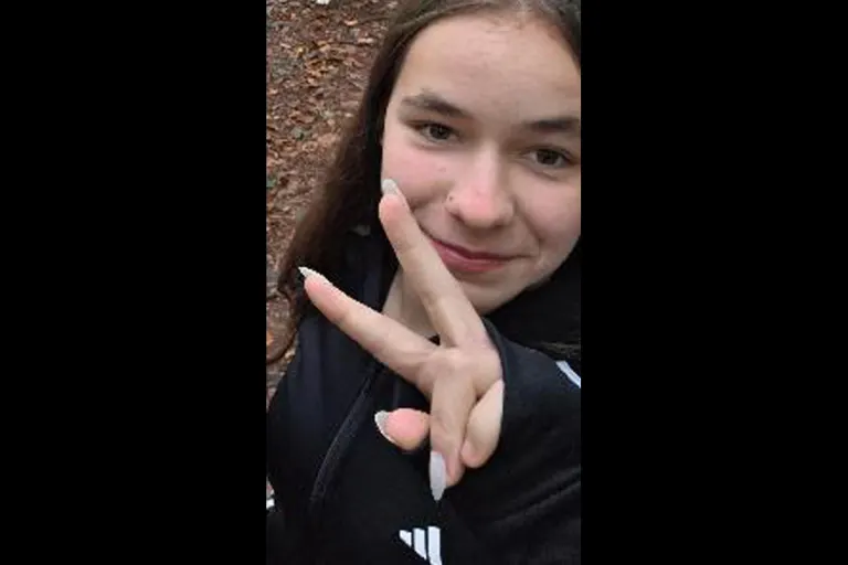 Bad Schwalbach HE – Polizei sucht vermisste 15-Jährige