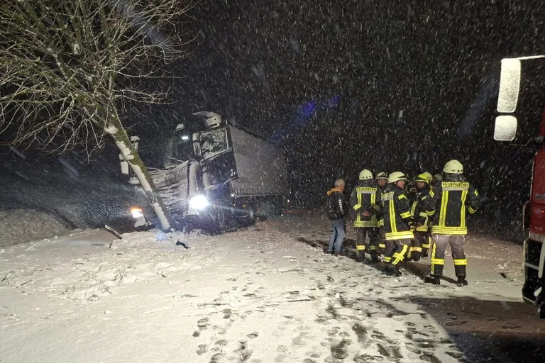 Landkreis Stade – Neun Unfälle bei Schnee- und Eisglätte
