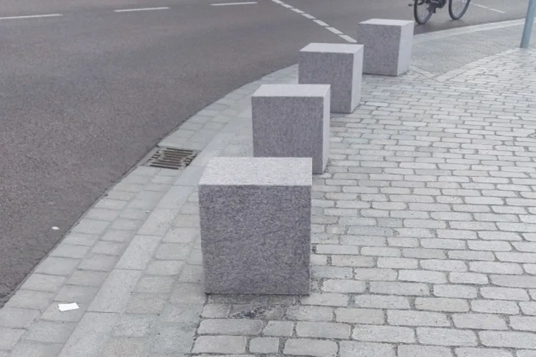 Sirnach TG - Fahrunfähig von der Strasse abgekommen