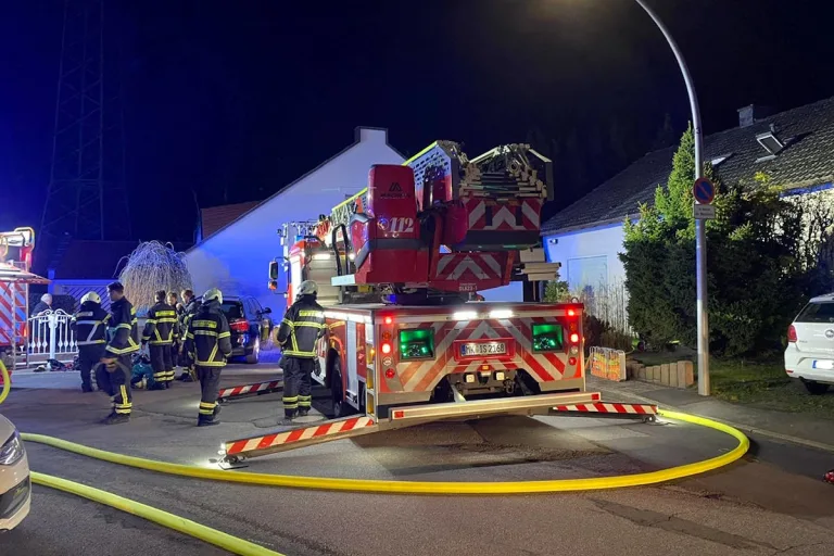 Oestrich – Zwei Personen nach Zimmerbrand im Krankenhaus
