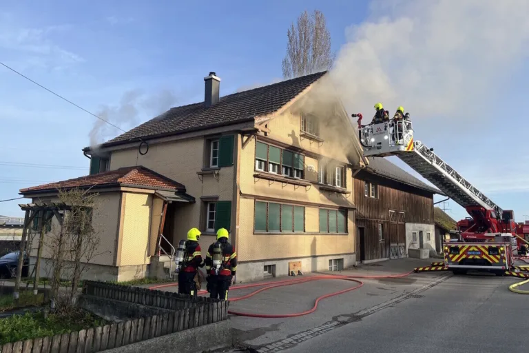 Gossau SG - Hoher Sachschaden nach Brand