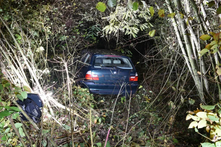 Unfälle in Root und Inwil LU – Lenker verlieren Kontrolle über ihr Auto